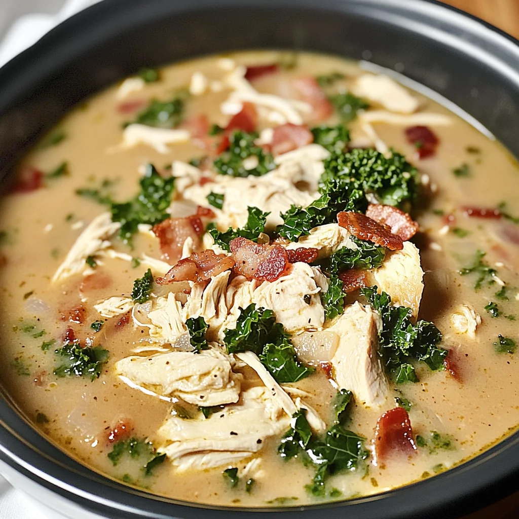 Keto Crockpot Chicken Chili