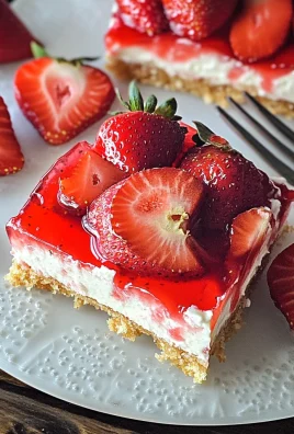 Low-Carb Strawberry Pretzel Salad